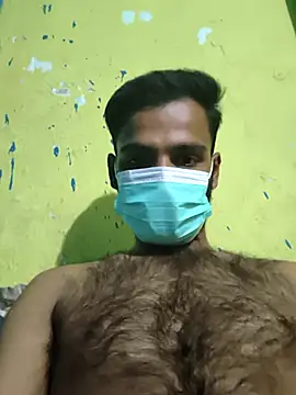 Snapshot of originaLUND chatting on April 4, 9:56 pm originaLUND online show from April 4, 9:56 pm