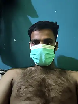 Snapshot of originaLUND chatting on April 5, 9:01 pm originaLUND online show from April 5, 9:01 pm