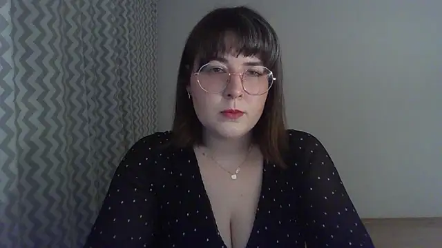 ClaraHard online show from March 5, 6:48 pm