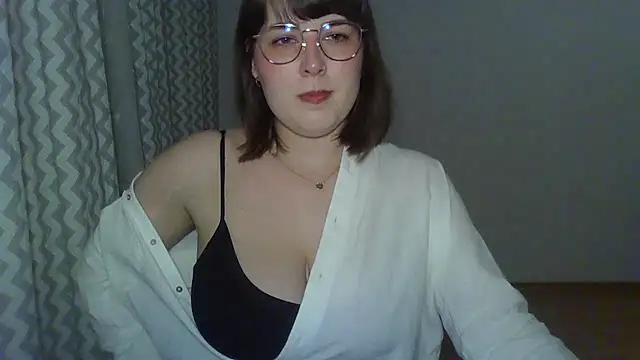 ClaraHard online show from April 15, 7:58 pm