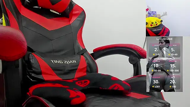 Snapshot of gomitaboy1 chatting on March 28, 7:24 pm gomitaboy1 online show from March 28, 7:24 pm