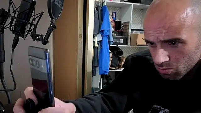 Snapshot of CirclingClass chatting on October 14, 9:26 pm CirclingClass online show from October 14, 9:26 pm