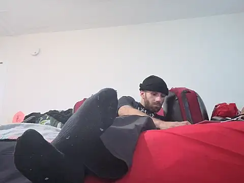 Snapshot of CirclingClass chatting on October 27, 8:35 pm CirclingClass online show from October 27, 8:35 pm