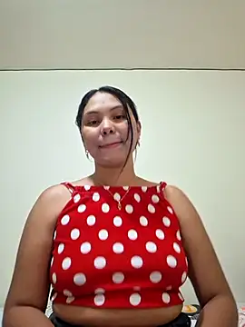 Snapshot of cataleyasexihot chatting on April 6, 9:27 pm cataleyasexihot online show from April 6, 9:27 pm