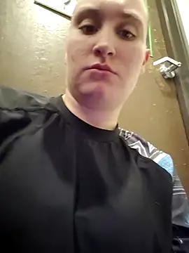 Snapshot of luckilyfound4 chatting on March 14, 8:42 am luckilyfound4 online show from March 14, 8:42 am