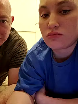 Snapshot of luckilyfound4 chatting on March 26, 3:12 am luckilyfound4 online show from March 26, 3:12 am