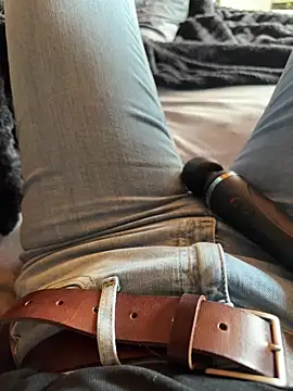 Snapshot of aleexii_s chatting on March 7, 11:18 am aleexii s online show from March 7, 11:18 am