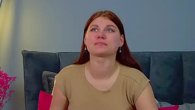 Snapshot of EvaEngel chatting on April 4, 6:22 am EvaEngel online show from April 4, 6:22 am