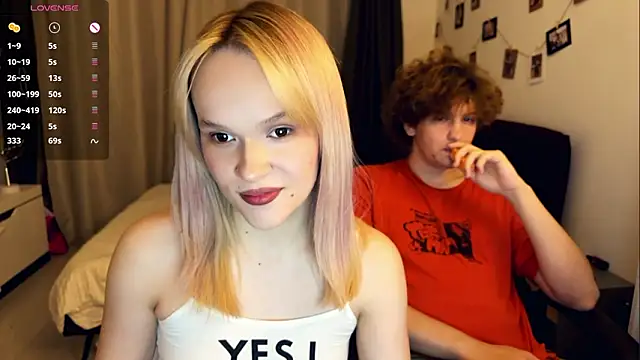 Snapshot of minions2 chatting on March 27, 12:38 am minions2 online show from March 27, 12:38 am