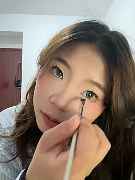 Snapshot of Smallwood_29 chatting on April 4, 5:54 pm Smallwood 29 online show from April 4, 5:54 pm