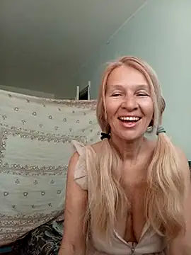 ViktoriaSexi1 online show from April 24, 4:48 am