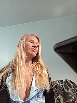 ViktoriaSexi1 online show from April 26, 4:48 pm