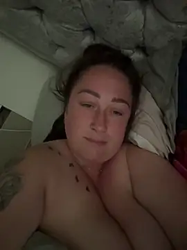 CurvyCatx online show from April 29, 10:52 am