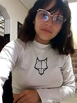 MelissaGirat  online show from March 12, 11:16 am