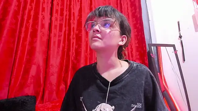 MelissaGirat  online show from April 4, 11:08 am