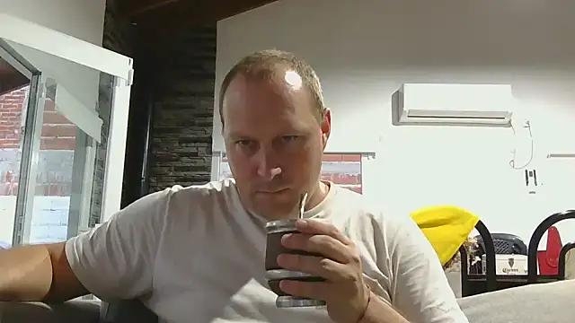 lustonfan online show from March 28, 9:47 pm