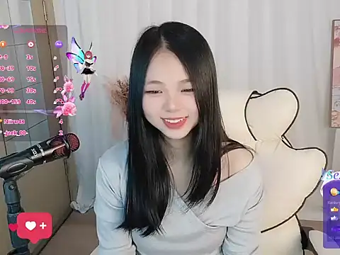 Snapshot of Noelle-2007 chatting on March 14, 8:42 am Noelle-2007 online show from March 14, 8:42 am