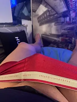 MatthewEmme2121 online show from May 18, 10:15 pm