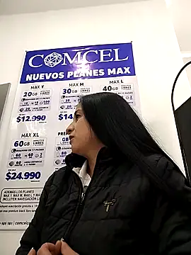 Snapshot of Luna--7 chatting on March 19, 12:31 pm Luna--7 online show from March 19, 12:31 pm