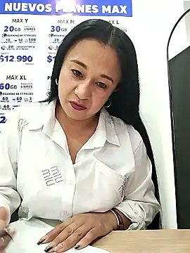 Snapshot of Luna--7 chatting on March 28, 12:38 pm Luna--7 online show from March 28, 12:38 pm