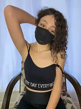 Ravennaaaaa online show from May 17, 7:54 pm
