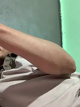 ye-in online show from April 13, 1:33 am