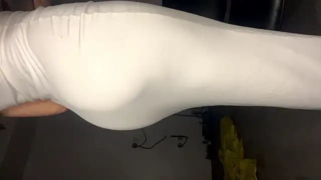 ArielMur online show from March 23, 9:57 am