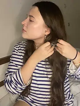 Snapshot of KristieKitty chatting on March 26, 7:14 am KristieKitty online show from March 26, 7:14 am