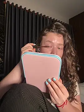 KristieKitty online show from August 8, 2:52 pm