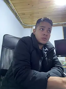 OliverTabordaa online show from March 19, 10:41 am