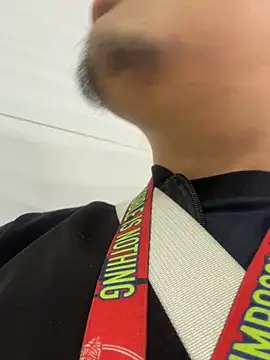 Snapshot of OliverTabordaa chatting on April 13, 5:51 pm OliverTabordaa online show from April 13, 5:51 pm