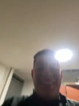 Snapshot of OliverTabordaa chatting on April 14, 4:57 pm OliverTabordaa online show from April 14, 4:57 pm