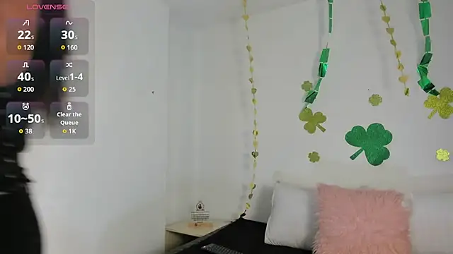 Snapshot of Eve-01 chatting on March 24, 7:41 pm Eve-01 online show from March 24, 7:41 pm