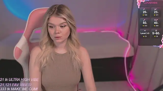 Veronaauraa online show from April 1, 8:06 pm