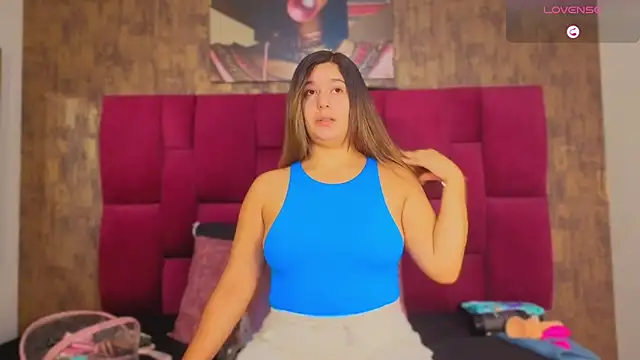 Snapshot of Isabella__Stone1 chatting on March 12, 7:42 pm Isabella Stone1 online show from March 12, 7:42 pm