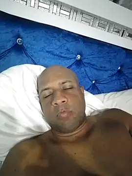 Snapshot of minayarafael chatting on March 6, 3:41 pm minayarafael online show from March 6, 3:41 pm