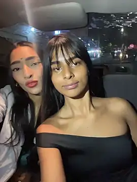 Snapshot of sophia_mell chatting on April 1, 4:35 am sophia mell online show from April 1, 4:35 am