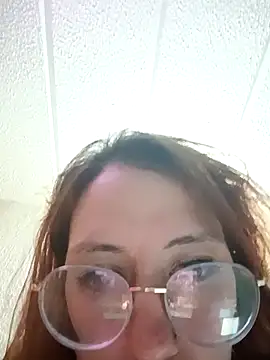 susanhottie1 online show from April 3, 1:03 am