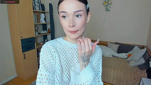 LynnCiprian online show from May 13, 8:16 pm
