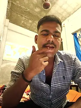 Snapshot of akshat234556 chatting on March 25, 3:51 pm akshat234556 online show from March 25, 3:51 pm