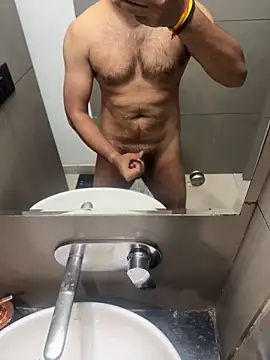 Snapshot of Vibrator2509 chatting on March 6, 4:58 pm Vibrator2509 online show from March 6, 4:58 pm