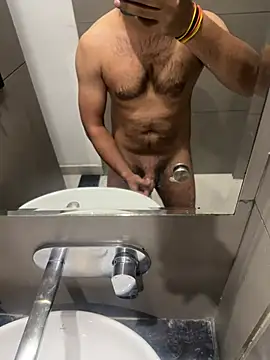 Snapshot of Vibrator2509 chatting on April 3, 8:51 pm Vibrator2509 online show from April 3, 8:51 pm