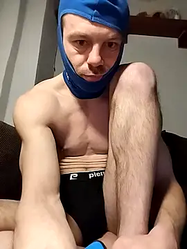 MatusCaddy online show from April 12, 2:49 am