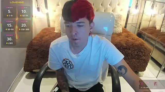 Snapshot of Santiago_morgan chatting on March 14, 10:26 pm Santiago morgan online show from March 14, 10:26 pm