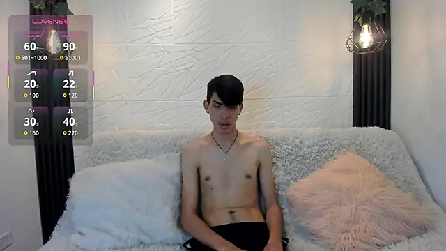 Snapshot of dave_925_ chatting on March 10, 8:14 pm dave 925 online show from March 10, 8:14 pm