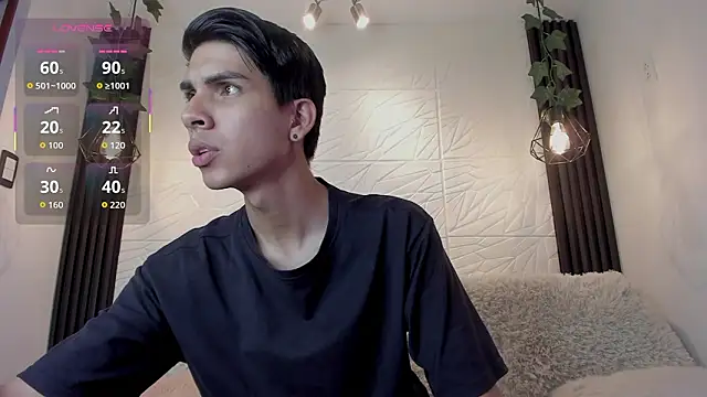 Snapshot of dave_925_ chatting on March 26, 3:06 pm dave 925 online show from March 26, 3:06 pm