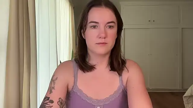 Snapshot of summerxo chatting on March 19, 6:12 pm summerxo online show from March 19, 6:12 pm