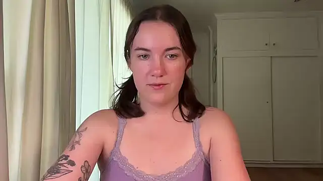 Snapshot of summerxo chatting on March 24, 8:03 pm summerxo online show from March 24, 8:03 pm