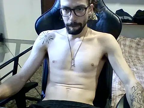 Snapshot of psycrema chatting on April 4, 3:20 pm psycrema online show from April 4, 3:20 pm