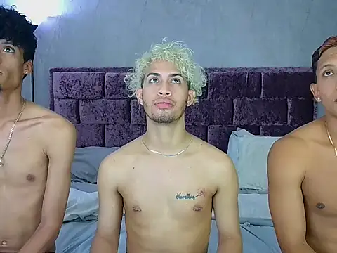 Snapshot of Wild_Squad chatting on March 24, 9:31 pm Wild Squad online show from March 24, 9:31 pm